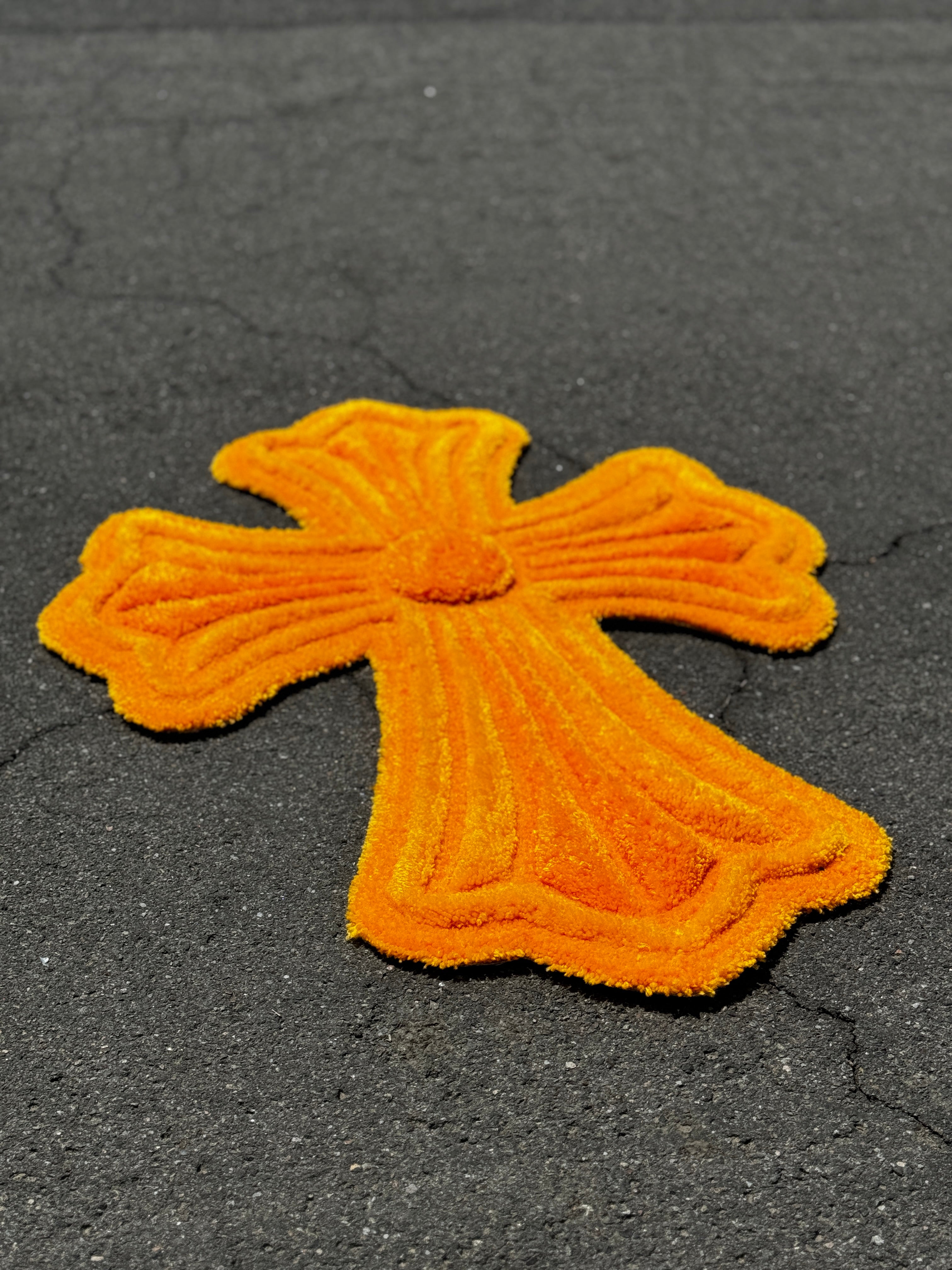 CHROME HEARTS CROSSES 🧶 – TUFTSHOT CUSTOM RUGS