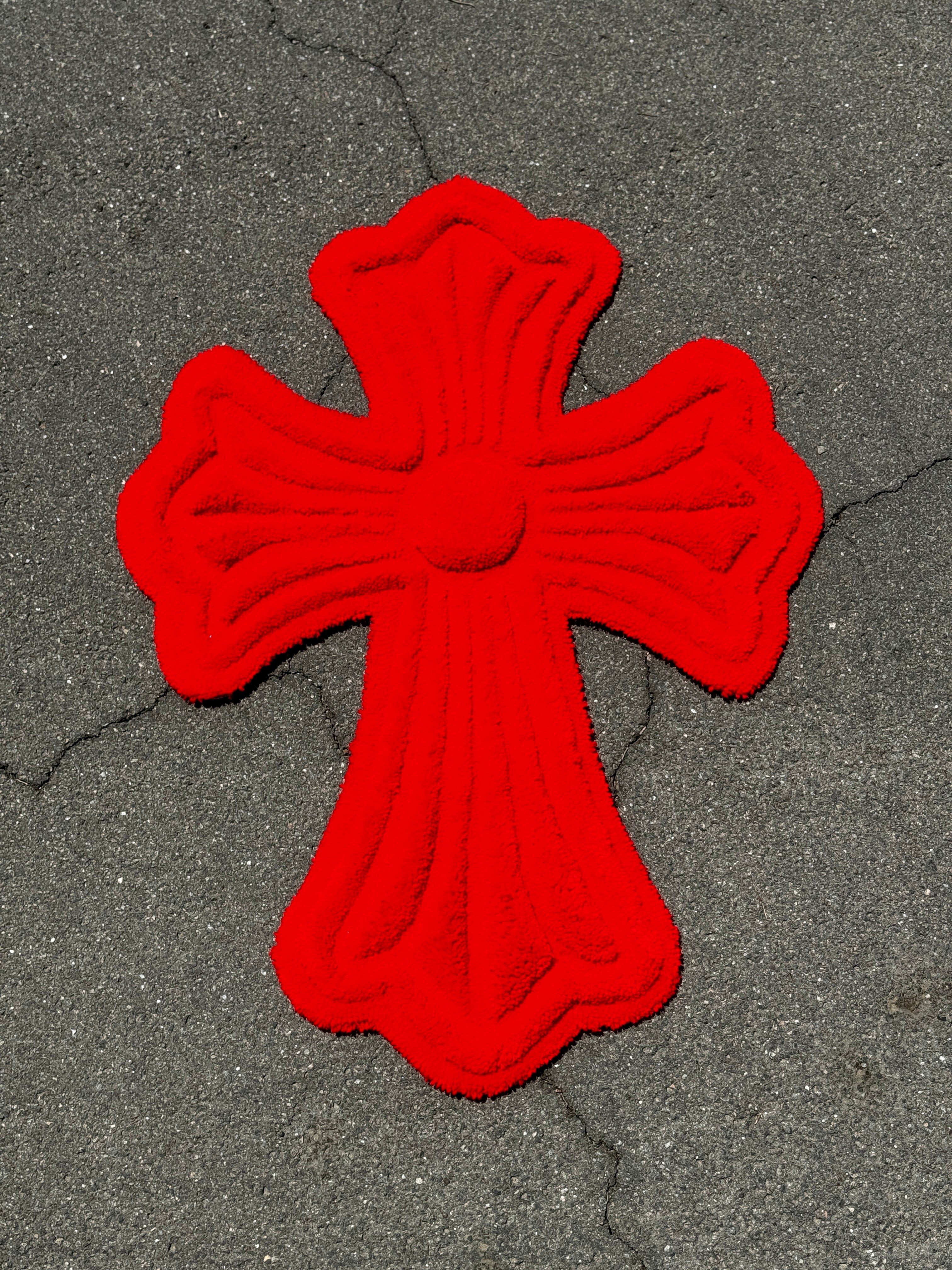 CHROME HEARTS CROSSES 🧶 – TUFTSHOT CUSTOM RUGS